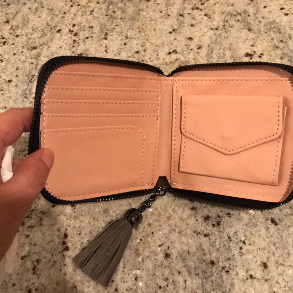 Wallet - Picture 2 of 3